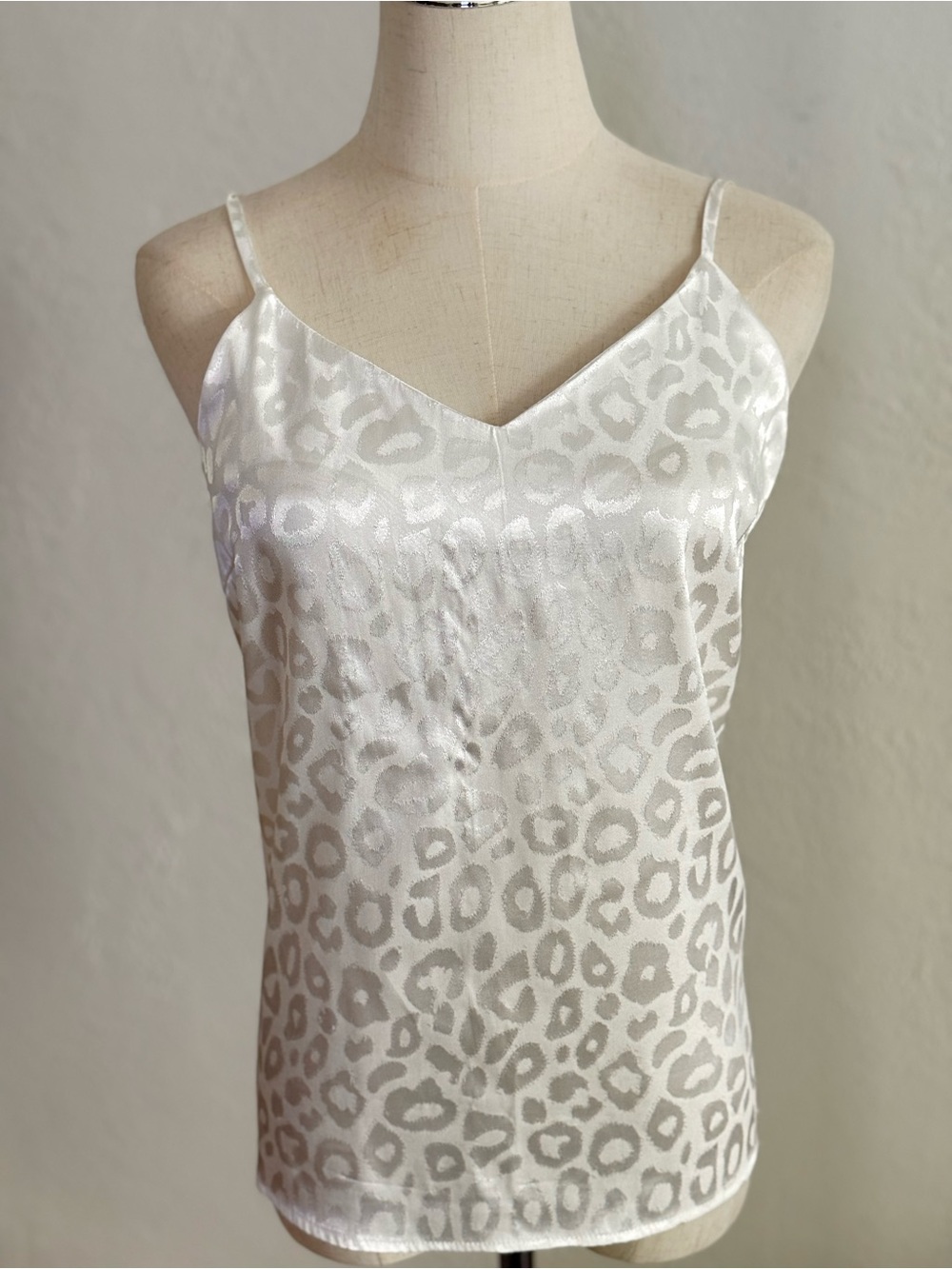 SEN White Leopard Jacquard Satin Cami Sz:L Glam‎ Feminine Minimalist